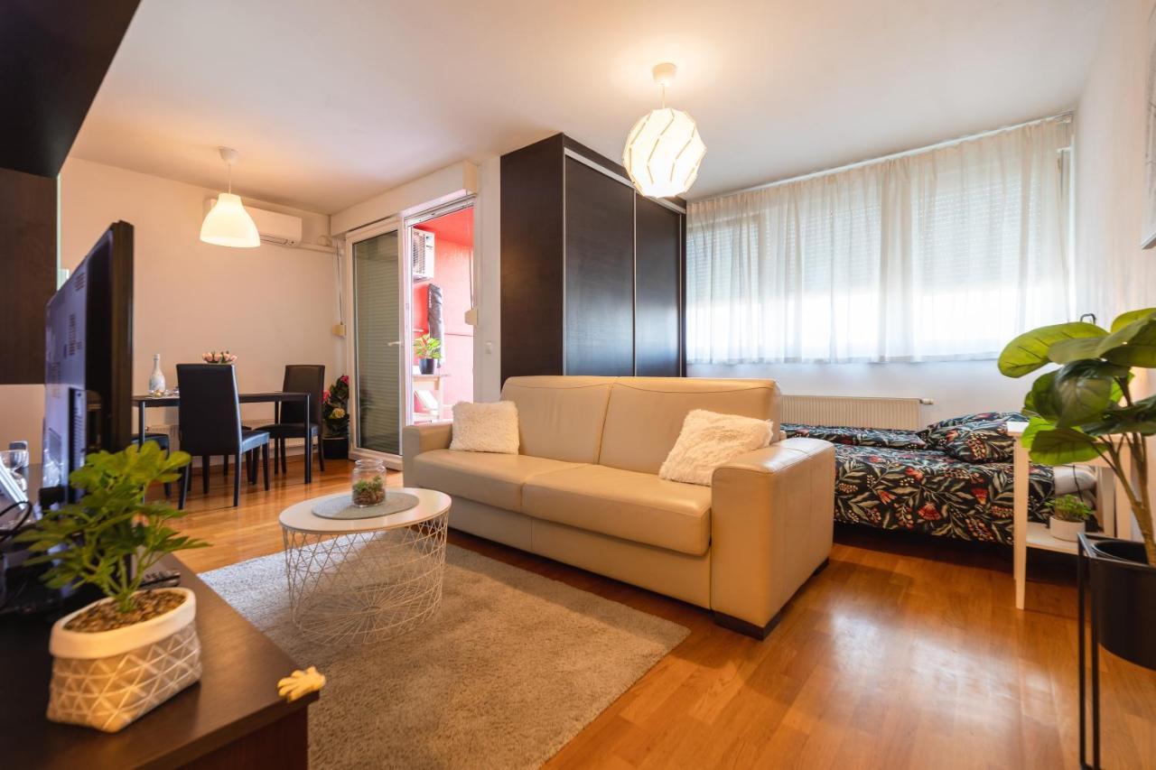 Flexible Selfcheckins 29 - Zagreb - Garage - Loggia - New - Apartments Repinc ภายนอก รูปภาพ