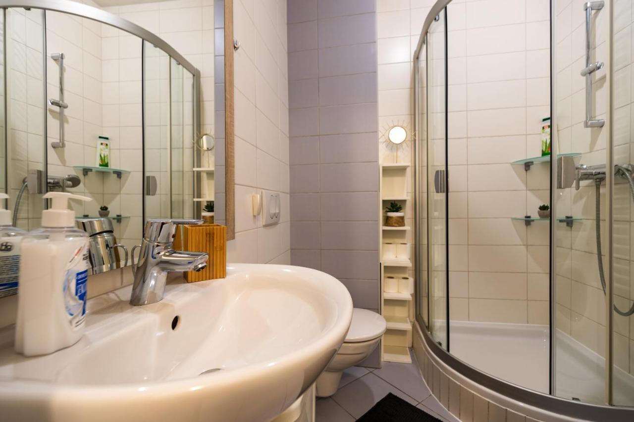 Flexible Selfcheckins 29 - Zagreb - Garage - Loggia - New - Apartments Repinc ภายนอก รูปภาพ