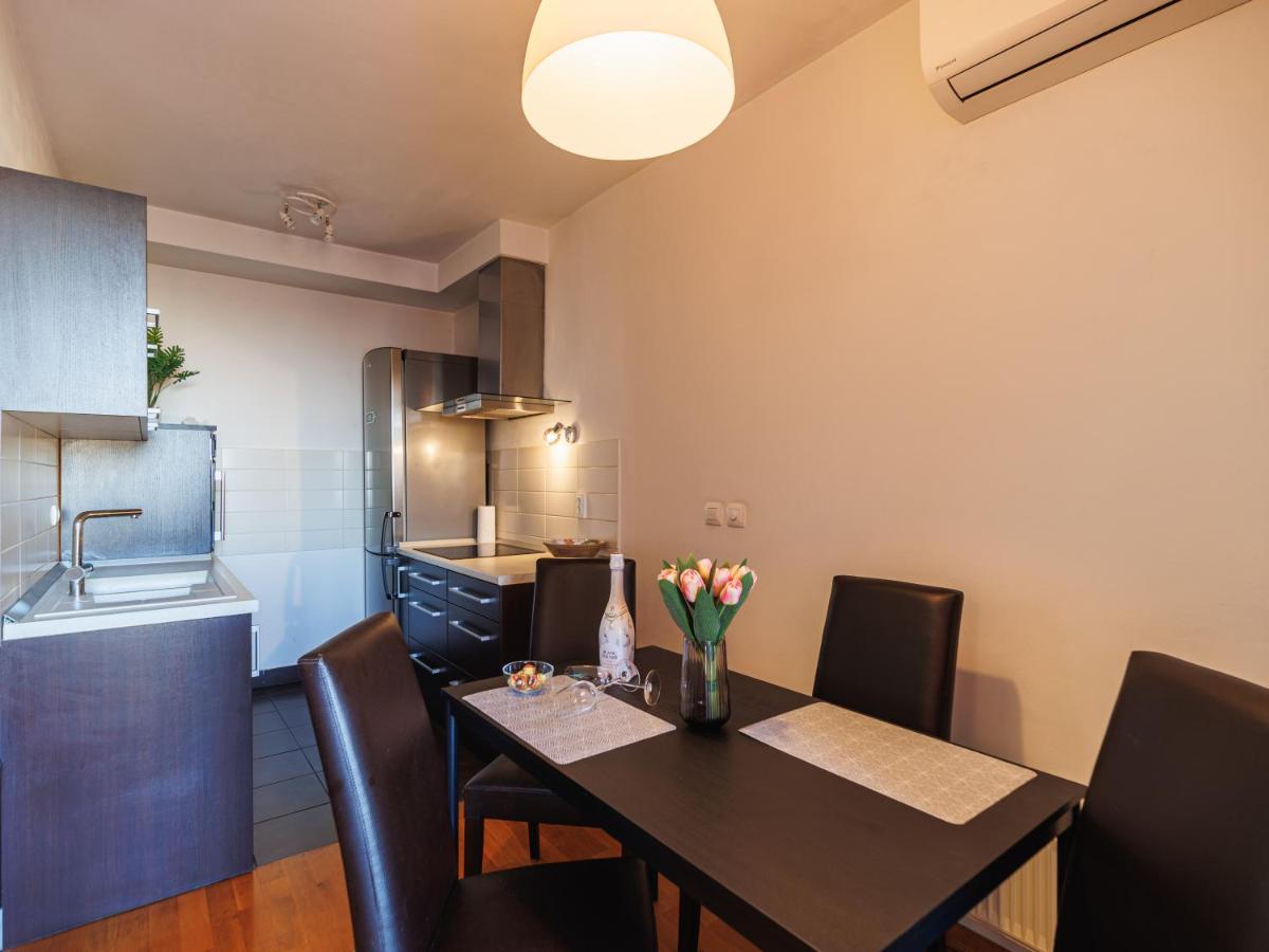 Flexible Selfcheckins 29 - Zagreb - Garage - Loggia - New - Apartments Repinc ภายนอก รูปภาพ